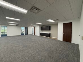 741 Cool Springs Blvd, Franklin, TN for lease Interior Photo- Image 2 of 8