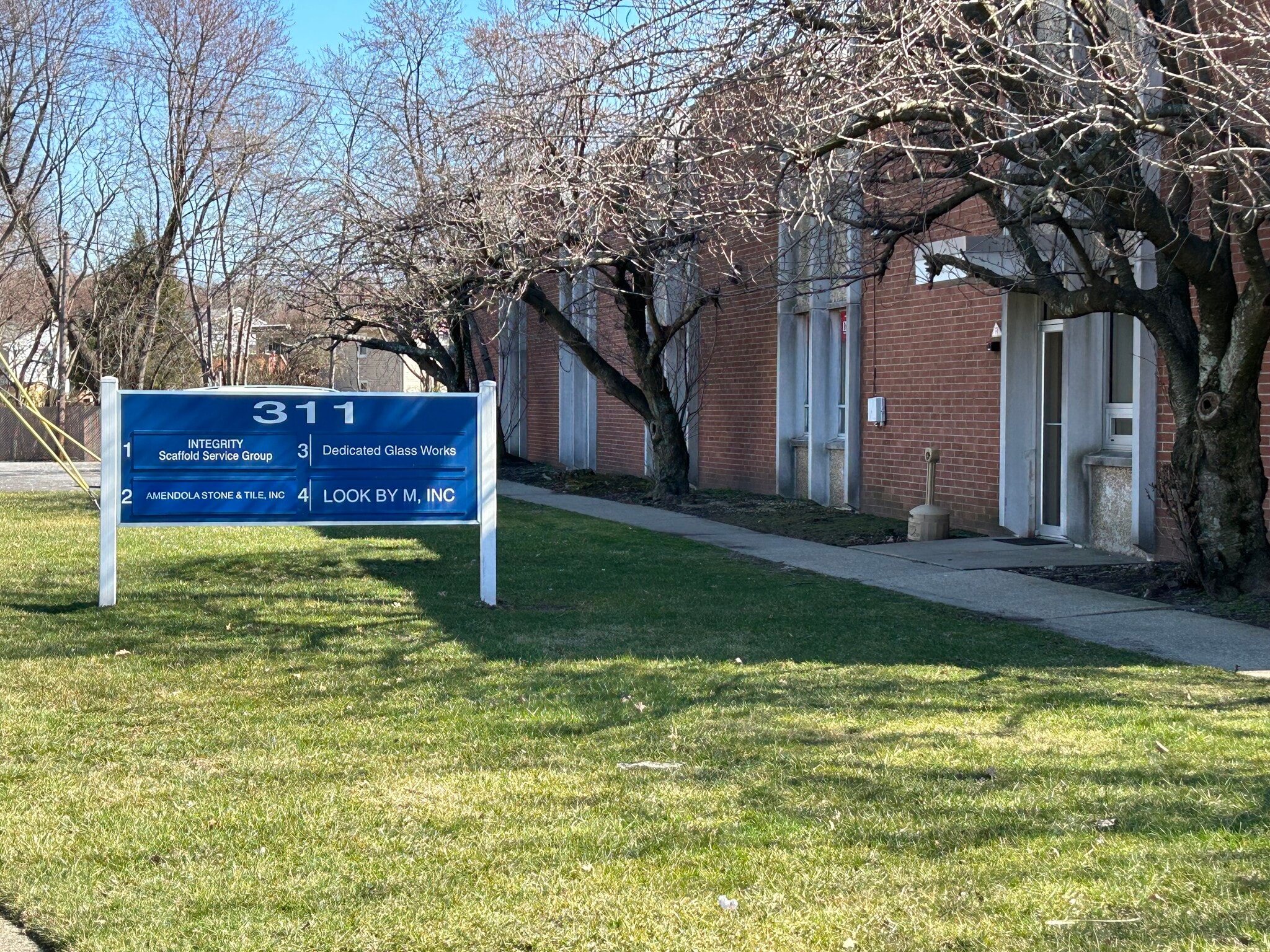 311 E Park St, Moonachie, NJ for lease Primary Photo- Image 1 of 6