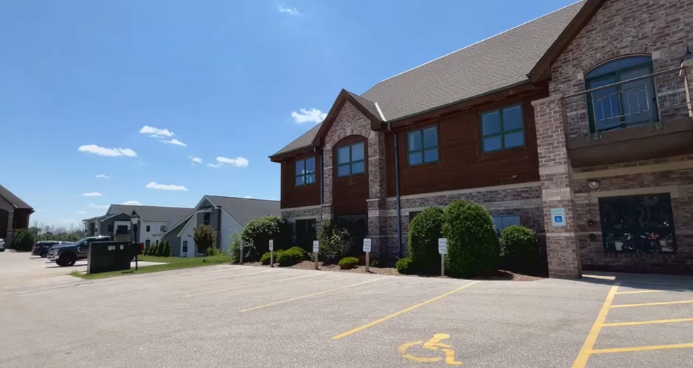 1035 W Glen Oaks Ln, Mequon, WI for lease - Commercial Listing Video - Image 2 of 10