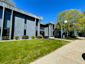 1173 Pittsford Victor Rd, Pittsford, NY for lease Interior Photo- Image 1 of 4