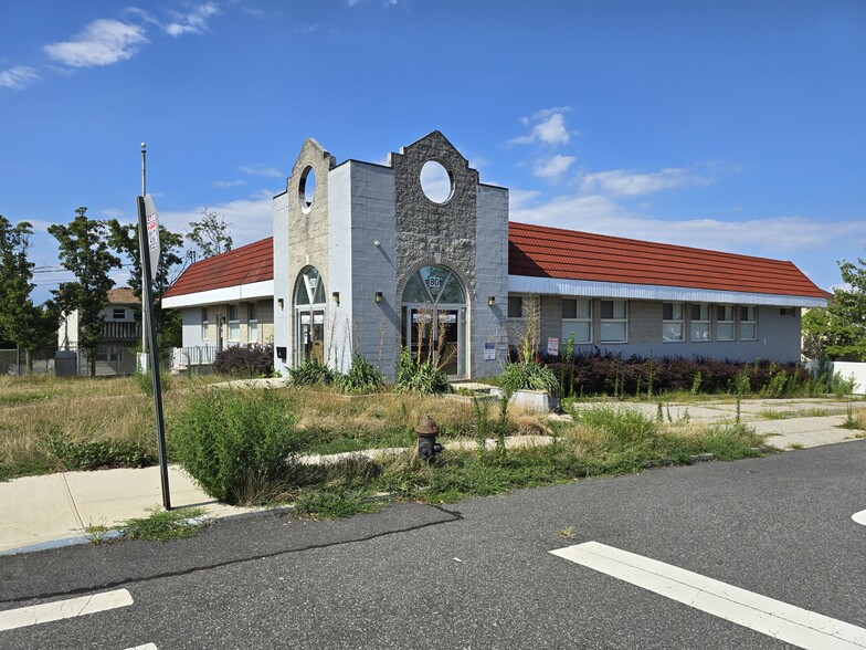 80 Woodrow Rd, Staten Island, NY à vendre - Photo du bâtiment - Image 1 de 77