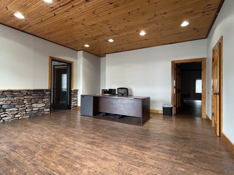 188 Cal Batsel Rd, Bowling Green, KY à vendre - Photo intérieure - Image 3 de 9