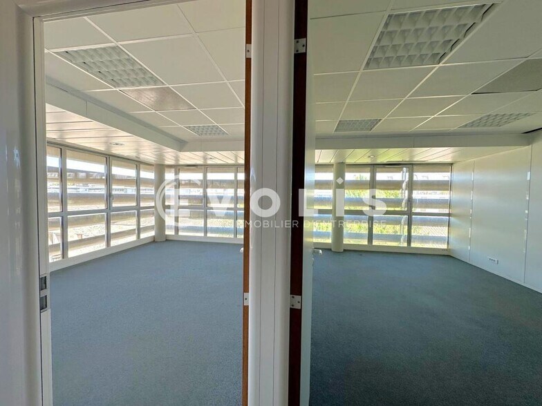 9 Rue André Darbon, Bordeaux for lease - Interior Photo - Image 3 of 5