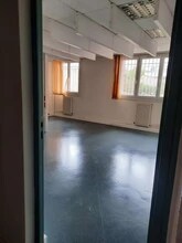 Boulevard Gallieni, Issy-les-Moulineaux for lease Interior Photo- Image 2 of 4