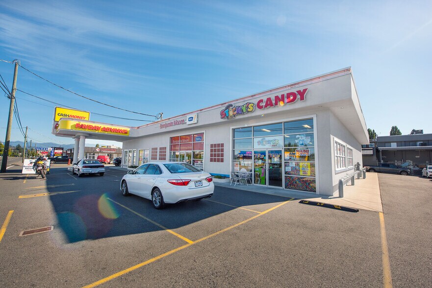 33258 S Fraser Way, Abbotsford, BC à louer - Photo du bâtiment - Image 3 de 9