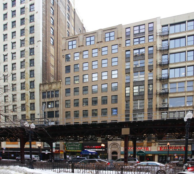 228 S Wabash Ave, Chicago, IL à louer - Photo du bâtiment - Image 2 de 15
