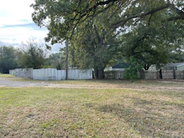 301 W US-175 BUS, Athens, TX à vendre - Photo du bâtiment - Image 2 de 8