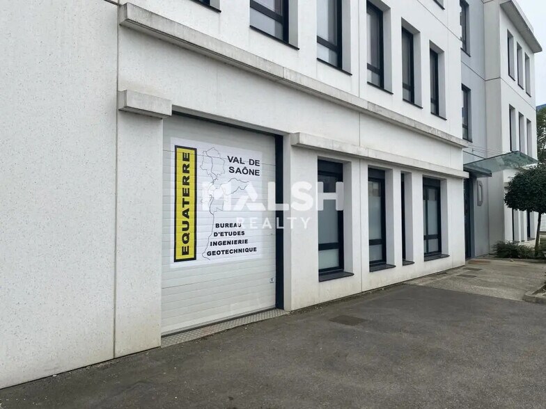 Office in Saint-Priest for lease - Building Photo - Image 2 of 21