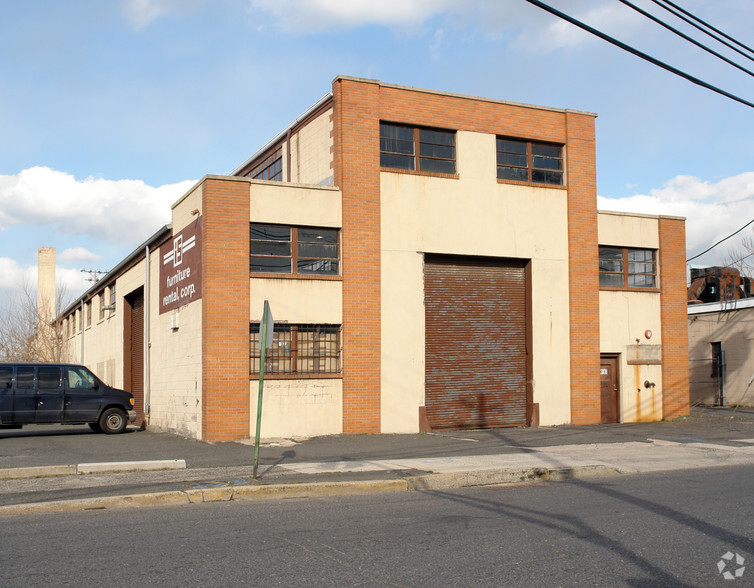 236-254 Schuyler Ave, Kearny, NJ à vendre - Photo principale - Image 1 de 1