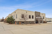 2975 Airline Cir, Waterloo IA - Warehouse