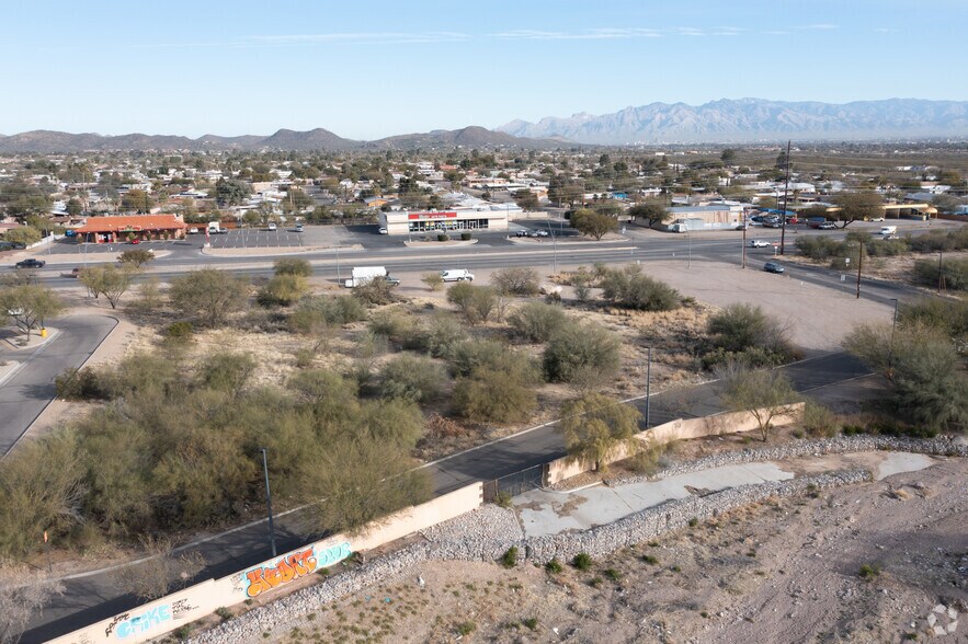 6500 S Westover Ave, Tucson, AZ for lease - Building Photo - Image 2 of 6