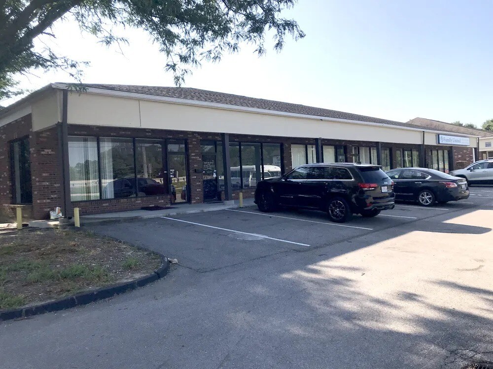 12440-12450 Lusher Rd, Saint Louis, MO for sale Building Photo- Image 1 of 3