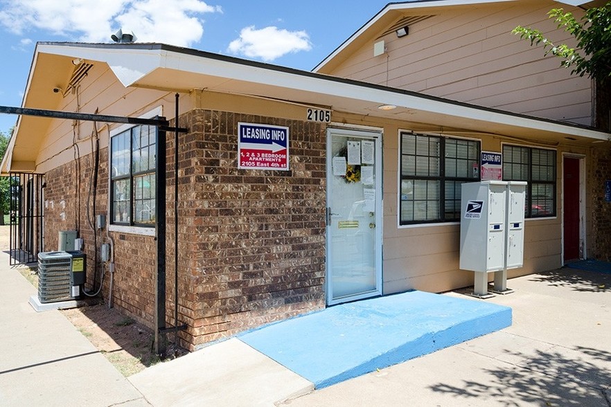 2105 E 4th St, Lubbock, TX à vendre - Photo du bâtiment - Image 1 de 1