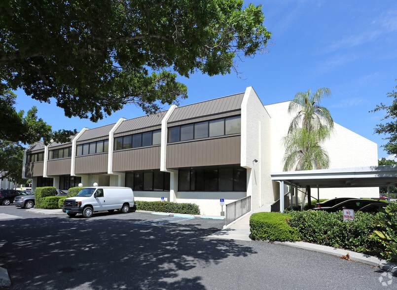3300 Henderson Blvd, Tampa, FL for lease - Building Photo - Image 3 of 6