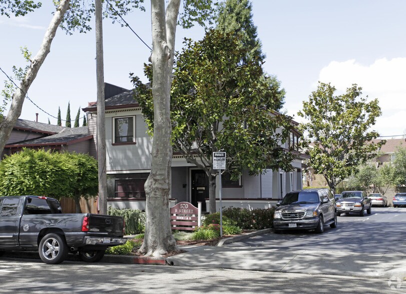 570 B St, Hayward, CA for sale - Primary Photo - Image 1 of 2