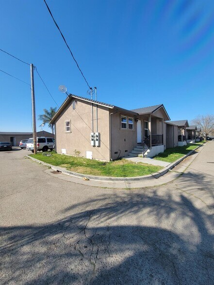 5125 Kaiser Rd, Stockton, CA à vendre - Photo du bâtiment - Image 2 de 11