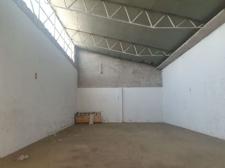 Calle Metalurgia, S/N, Sevilla, Sevilla for lease - Building Photo - Image 3 of 10