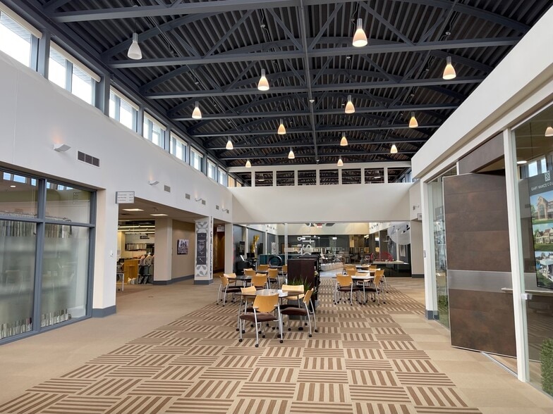 200 S Rangeline Rd, Carmel, IN for lease - Interior Photo - Image 3 of 5