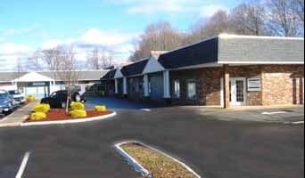 51 Boston Post Rd, Madison, CT for lease - Building Photo - Image 3 of 4