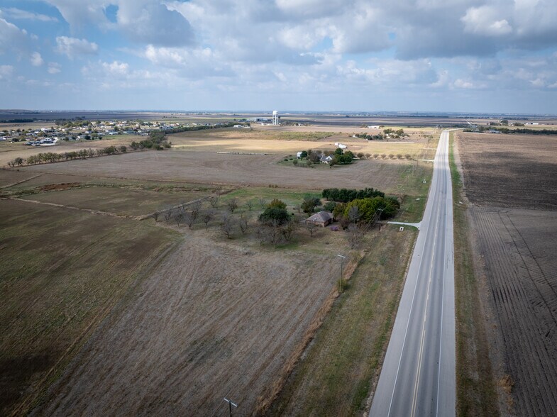 4100 County Road 101, Taylor, TX à vendre - Photo du bâtiment - Image 2 de 17