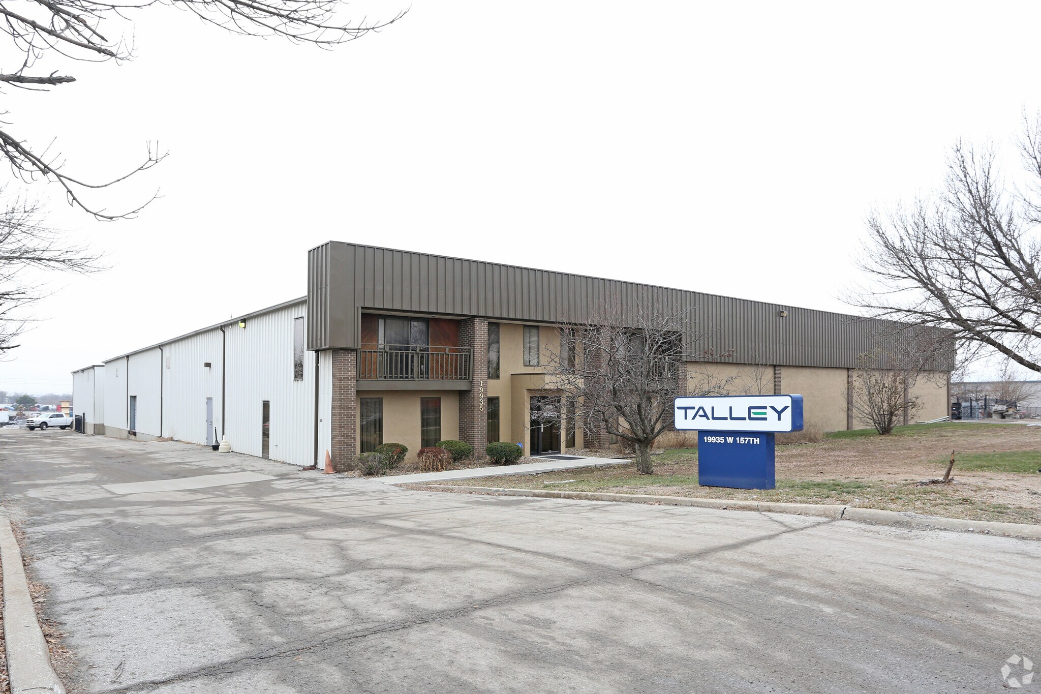 19935 W 157th St, Olathe, KS à vendre Photo principale- Image 1 de 13