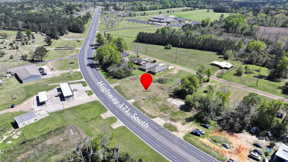 1128 E 1st St, Deridder, LA for sale - Aerial - Image 3 of 7