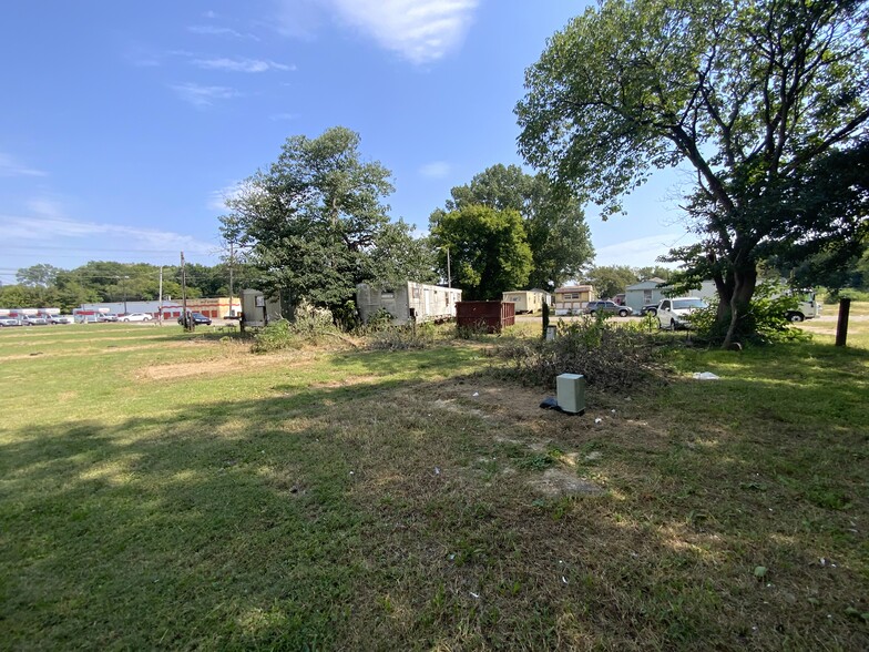 3023 Lamar Ave, Memphis, TN à vendre - Photo principale - Image 1 de 11