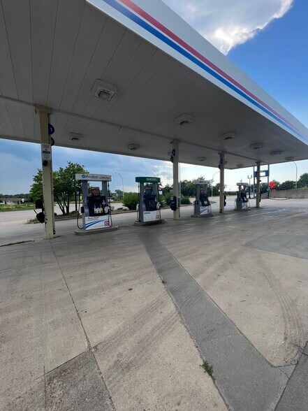 624 2nd St SE, Ortonville, MN à vendre - Photo du bâtiment - Image 3 de 3