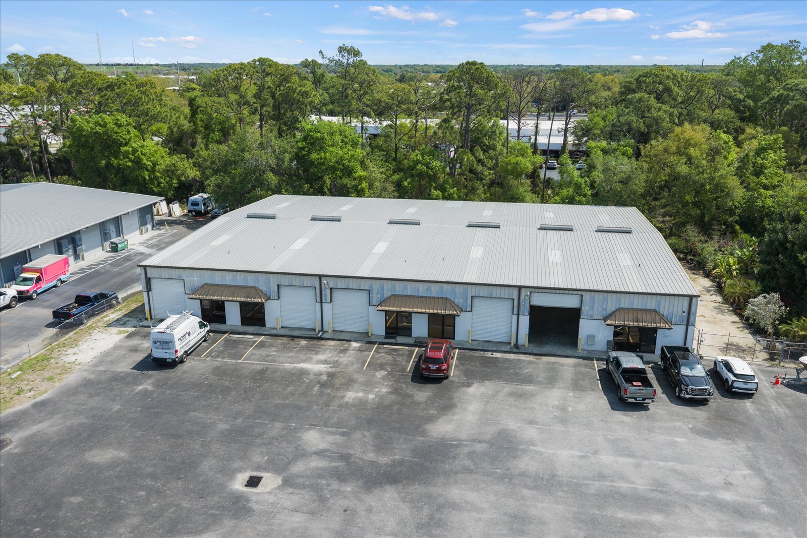 1755 Cattlemen Rd, Sarasota, FL à louer Photo principale- Image 1 de 6