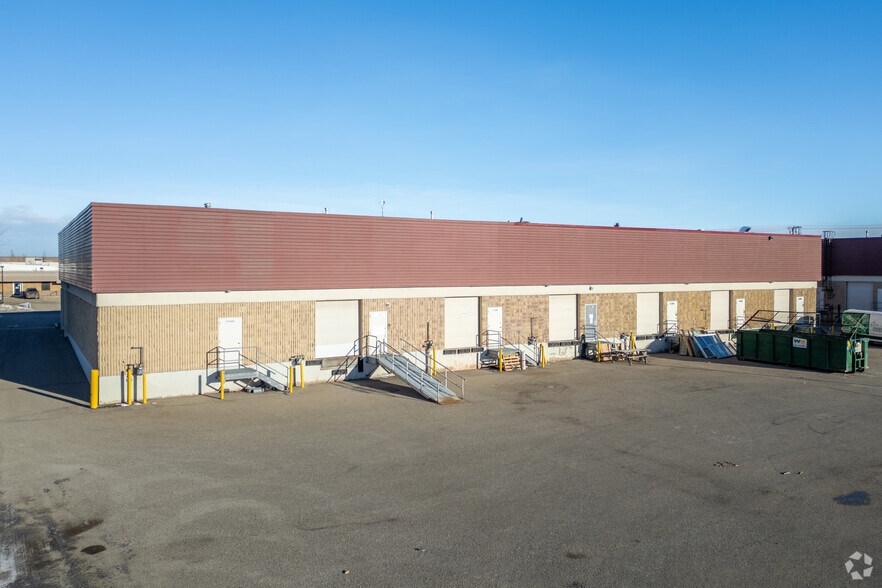 1245 34th Ave NE, Calgary, AB for lease - Building Photo - Image 2 of 3