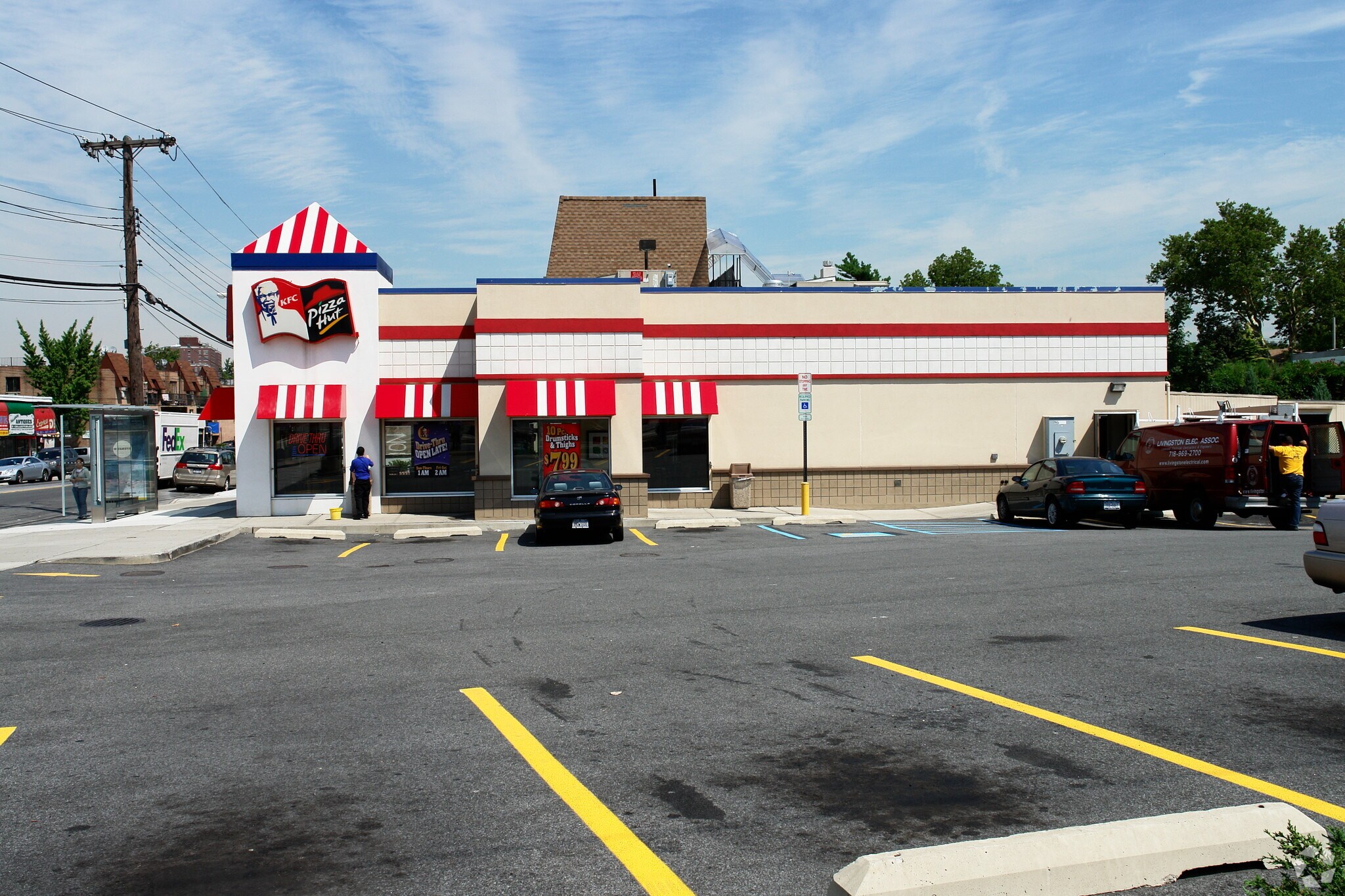 15805 Union Tpke, Fresh Meadows, NY à louer Photo du bâtiment- Image 1 de 3