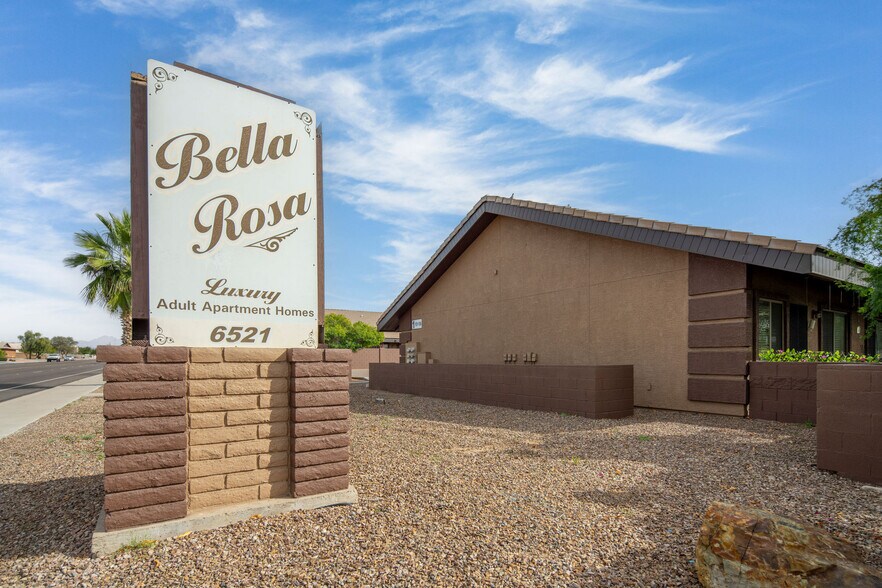 6521 E University Dr, Mesa, AZ à vendre - Photo du bâtiment - Image 3 de 21
