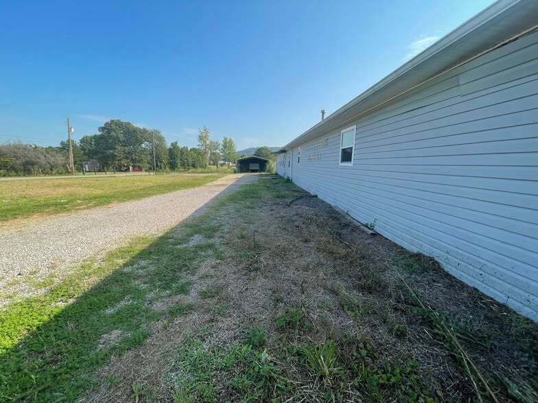 660 Pine Ridge Rd, Pottsville, AR à vendre - Photo du bâtiment - Image 3 de 25