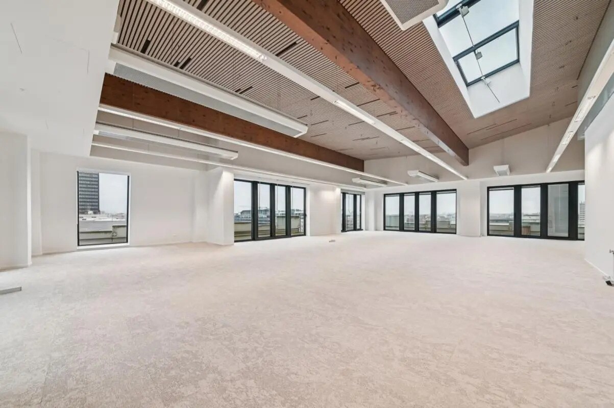 77 Boulevard Marius Vivier-Merle, Lyon for lease Building Photo- Image 1 of 22