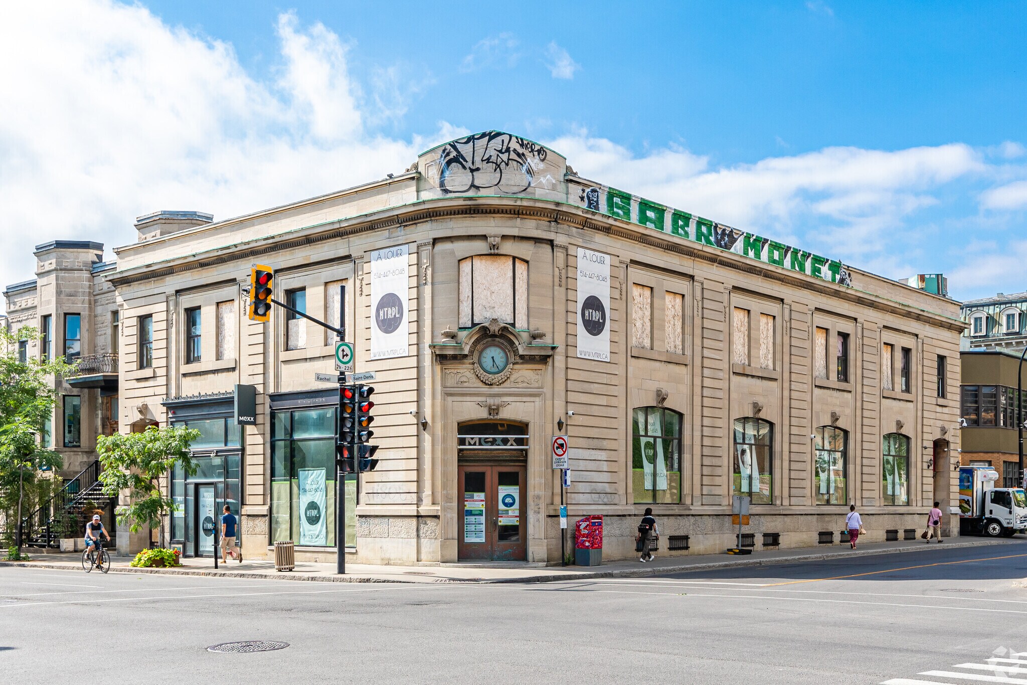 4184-4190 Rue Saint-Denis, Montréal, QC à vendre Photo principale- Image 1 de 1