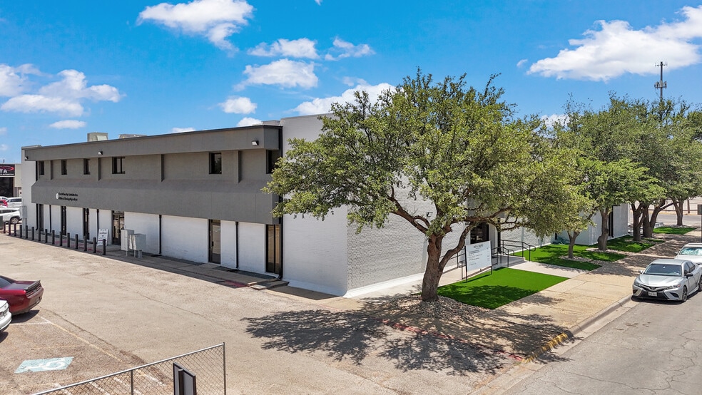 602 N Baird St, Midland, TX for lease - Building Photo - Image 3 of 17
