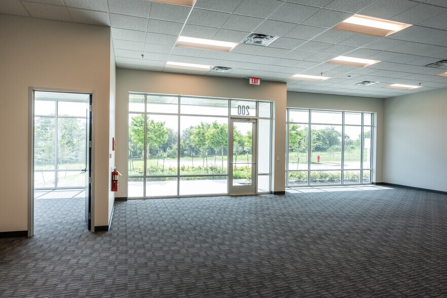 4000 Dale Earnhardt Way, Northlake, TX à louer - Photo intérieure - Image 2 de 10