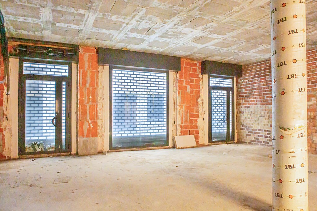 Carrer Guayaquil, 38, Granollers, BAR 08401 - Unit 01 - - Interior Photo - Image 2 of 11