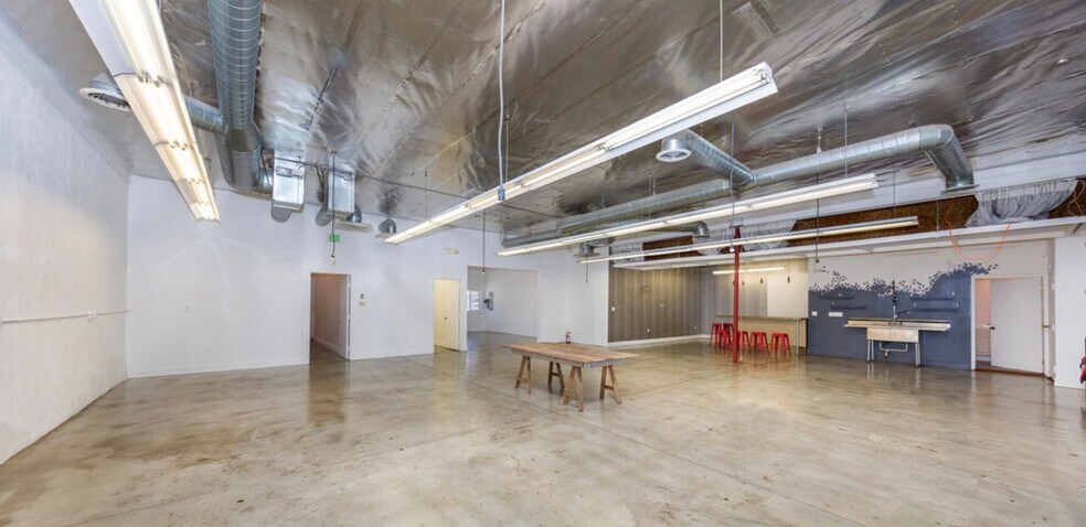 4811-4817 W Adams Blvd, Los Angeles, CA à vendre - Photo du bâtiment - Image 2 de 8