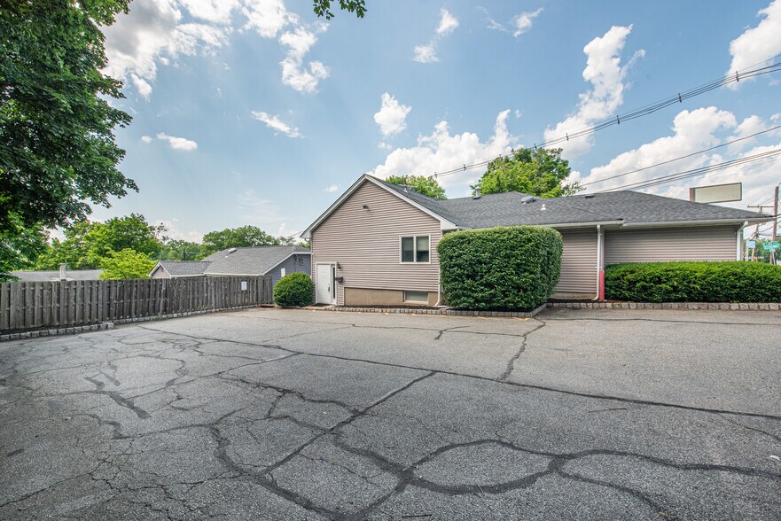113 Parsippany Rd, Parsippany, NJ à louer - Photo intérieure - Image 3 de 3