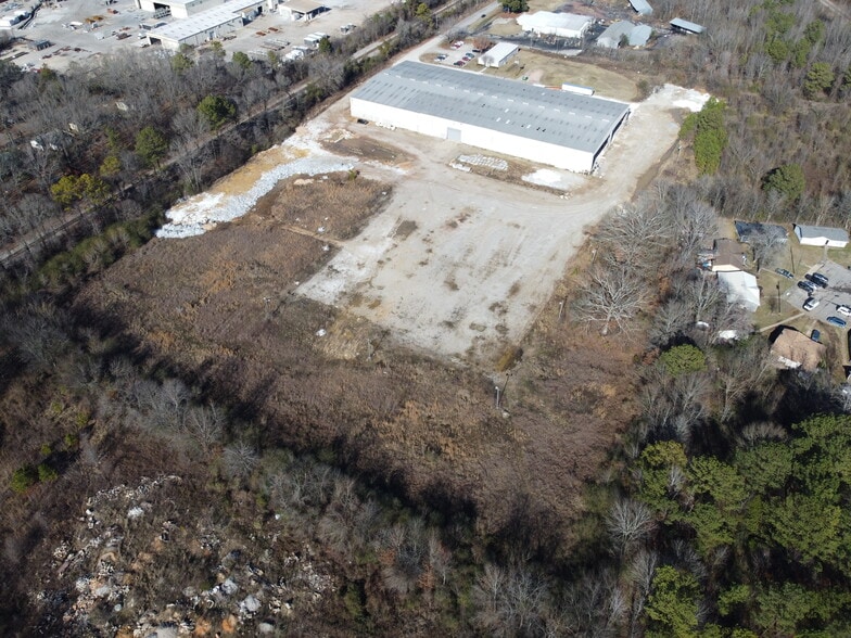1355 Industrial Boulevard, Bessemer, AL for lease - Primary Photo - Image 1 of 1