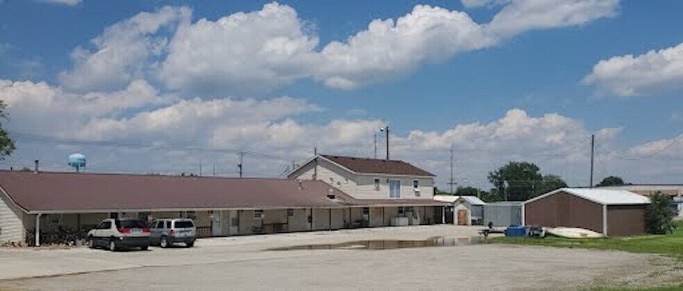 3906 E Main St, Knoxville, IA à vendre - Photo du bâtiment - Image 3 de 10