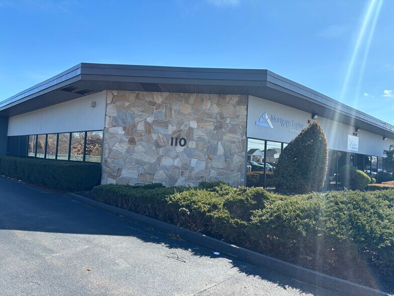 110 Jefferson Blvd, Warwick, RI à louer - Photo du bâtiment - Image 3 de 14