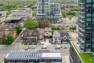 99 River St, Toronto, ON - Aerial map view