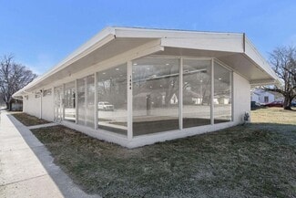 Plus de détails pour 1464 E Commercial St, Springfield, MO - Bureau à louer