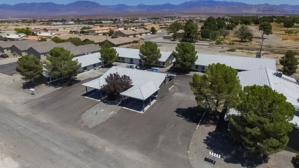 1171 Sixshooter Ave, Pahrump, NV for sale - Building Photo - Image 2 of 20