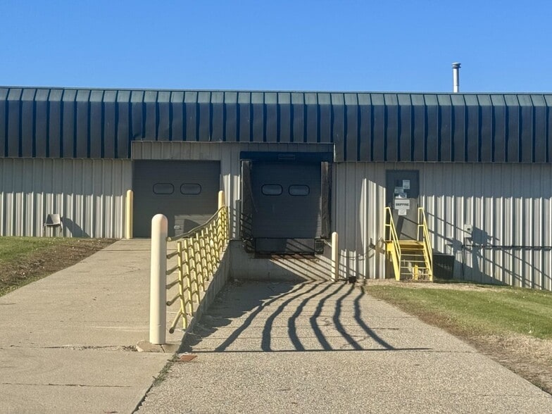 4200 Legion Dr, Mason, MI for lease - Building Photo - Image 2 of 19