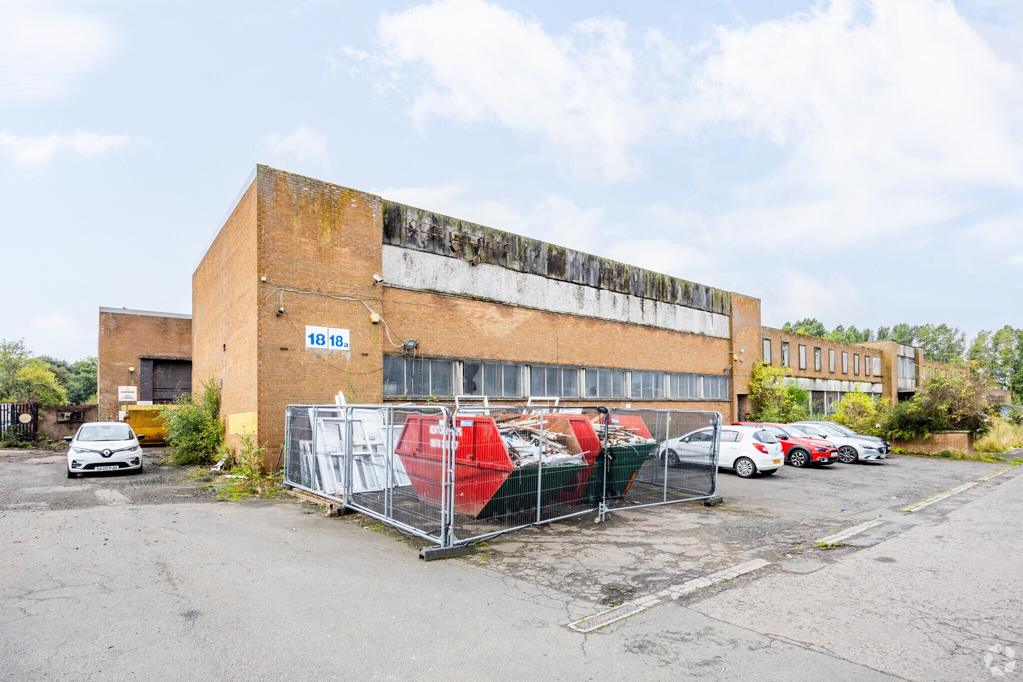 18 South Ave, Blantyre for lease Primary Photo- Image 1 of 3