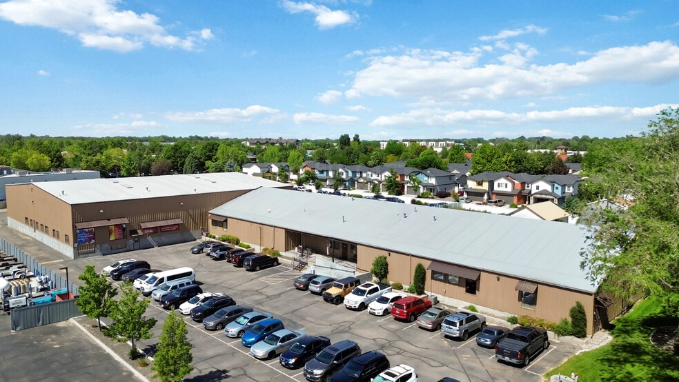 1345 E State St, Eagle, ID for sale - Building Photo - Image 3 of 12