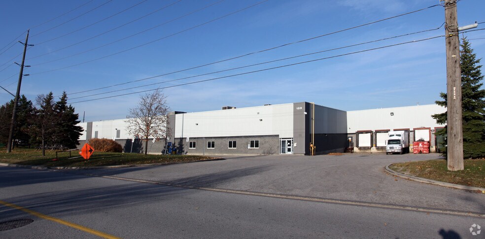 189 Summerlea Rd, Brampton, ON à vendre - Photo principale - Image 1 de 1